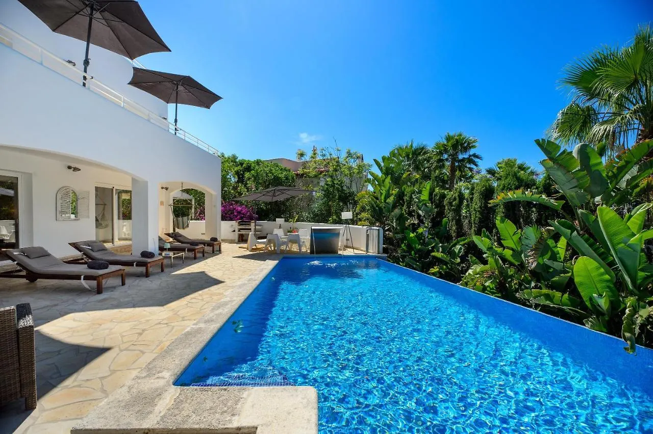 Villa Amarantos Santa Eulària des Riu Ισπανία
