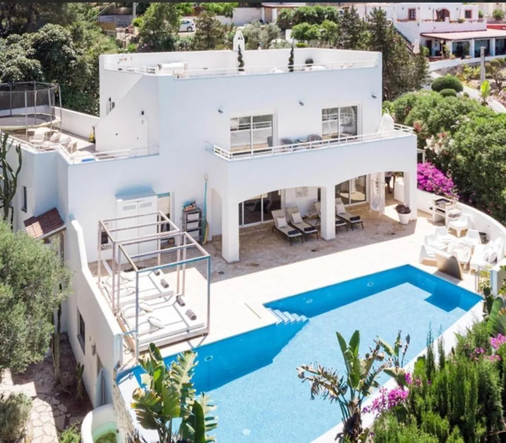 Villa Amarantos 산타 에우랄리아 데 리오 0*,  스페인